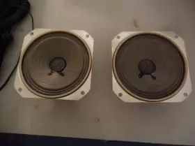 570V048H-01 OXFORD Alnico Paper Tweeter 570V048H-01 OXFORD Alnico Paper Tweeter