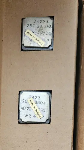 AD2070 PHILIPS Phillips Tweeter Speakers Box