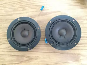 11024 PIONEER Sonic Midrange Tweeter Speaker Crossover 11024 PIONEER Sonic Midrange Tweeter Speaker Crossover