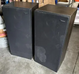 B-9000 PIONEER Floor Speakers