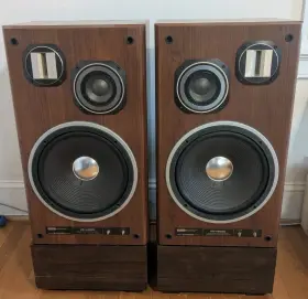 CS-V900D PIONEER Speakers Magnetically Shielded Stands