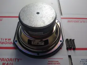 RD5557 POLK AUDIO Speaker Woofer #2