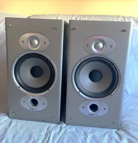 RT16 POLK AUDIO Speakers RT16 POLK AUDIO Speakers