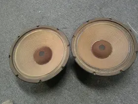 HH1240 PYLE Speakers