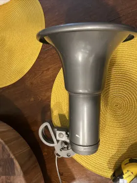 RL-10T RACON Electric Speaker Angle #2