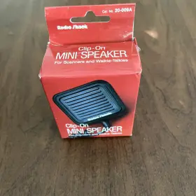 20-009A RADIOSHACK Radio Mini Clip Speaker Scanners Walkie