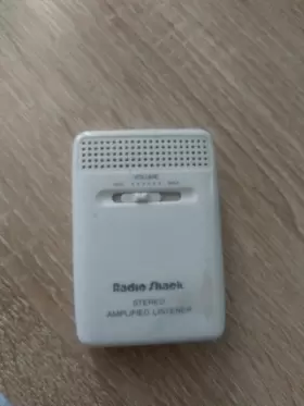 33-1093A RADIOSHACK Radio Stereo Amplified Listener Cat 33-1093A RADIOSHACK Radio Stereo Amplified Listener Cat
