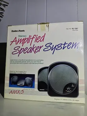 40-1387 RADIOSHACK Radio Amplified Speaker Box 40-1387 RADIOSHACK Radio Amplified Speaker Box