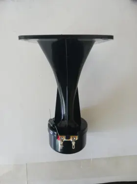 40-2228 RADIOSHACK Radio Tweeter Horn 40-2228 RADIOSHACK Radio Tweeter Horn