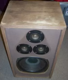 NOVA-8B RADIOSHACK Speaker NOVA-8B RADIOSHACK Speaker