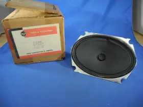 119324 RCA Nos Speaker Box 119324 RCA Nos Speaker Box