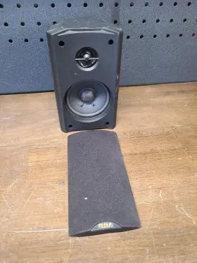 40-500B RCA Cat Satellite Speaker