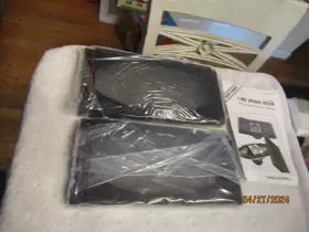 12-1705 REALISTIC Radio Grills Speakers Nos 12-1705 REALISTIC Radio Grills Speakers Nos