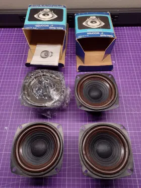 40-1022B REALISTIC Woofer Radio
