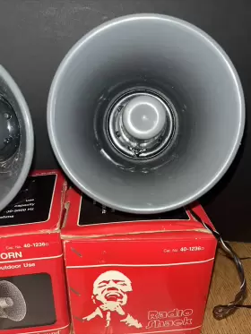 40-1236 REALISTIC Power Horn Weather Speaker Radio #3 40-1236 REALISTIC Power Horn Weather Speaker Radio #3