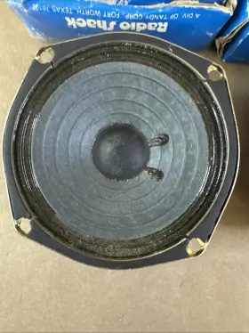 40-1240C REALISTIC Radio Speakers #2 40-1240C REALISTIC Radio Speakers #2