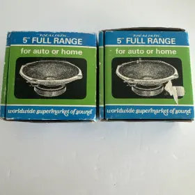 40-1240D REALISTIC Speaker Radio