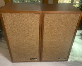 40-1968A REALISTIC Wood Wooden Speakers Rca Raw Wire 40-1968A REALISTIC Wood Wooden Speakers Rca Raw Wire