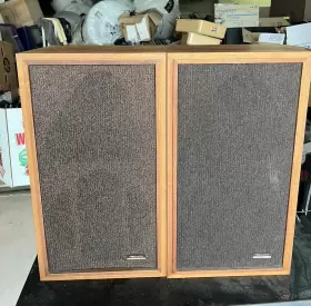 40-2002 REALISTIC Speakers 40-2002 REALISTIC Speakers