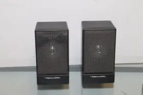 40-5000 REALISTIC Radio Mini Bookshelf Speakers 40-5000 REALISTIC Radio Mini Bookshelf Speakers