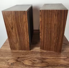 40-913C REALISTIC Radio Wood Grain Bookcase Speakers Cat #2 40-913C REALISTIC Radio Wood Grain Bookcase Speakers Cat #2