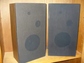 40-915 REALISTIC Bookshelf Speakers Radio Tandy