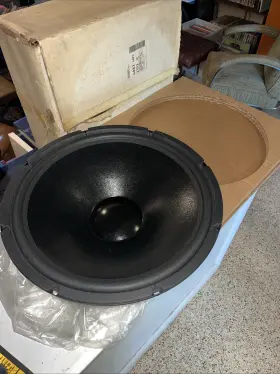 400-1309 REALISTIC Radio Woofer Speaker Foam Surround Cone