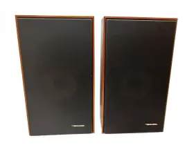 MC-2001 REALISTIC Floor Speakers Veneer MC-2001 REALISTIC Floor Speakers Veneer