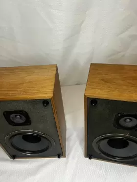 MC600 REALISTIC Veneer Bookshelf Speakers #3 MC600 REALISTIC Veneer Bookshelf Speakers #3