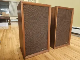 SOLO-3A REALISTIC Radio Tandy Bookshelf Stereo Speakers #2 SOLO-3A REALISTIC Radio Tandy Bookshelf Stereo Speakers #2