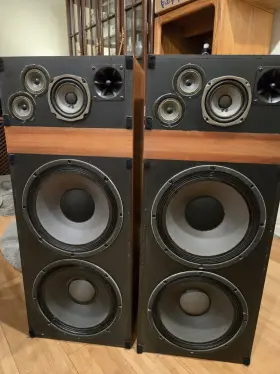 HPR-12M RTR Speakers
