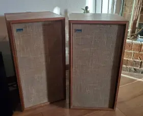 AS-400 SANSUI Speakers