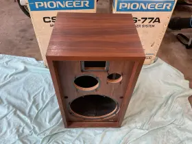 CS77A SANSUI Speaker Cabinet