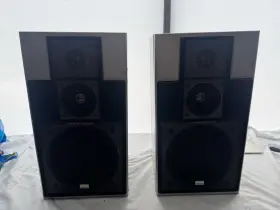 S-M99 SANSUI Bookshelf Speakers Great