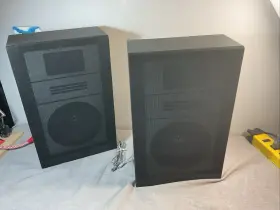304.91848 SEARS Speakers