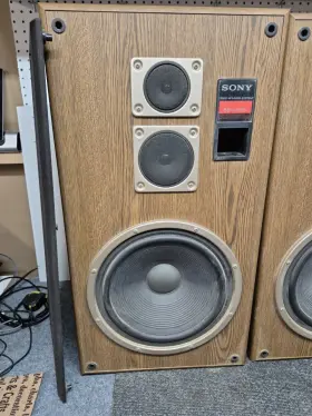 SS-U515 SONY Floor Speakers Woofers #2 SS-U515 SONY Floor Speakers Woofers #2
