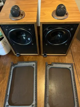 DM17 SPEAKERS Bowers Wilkins Monitors Great Sound #2 DM17 SPEAKERS Bowers Wilkins Monitors Great Sound #2