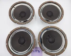 193688 STUDIOCRAFT BY BOSE Woofers Need Refoaming