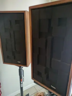 T-200A TECHNICS Panasonic Floor Speakers Need Foam Surround
