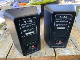 S-100 UNIVERSITY SOUND Monitor Speakers Great #2 S-100 UNIVERSITY SOUND Monitor Speakers Great #2