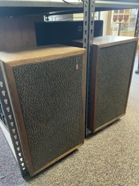 AS-2A UTAH Speakers