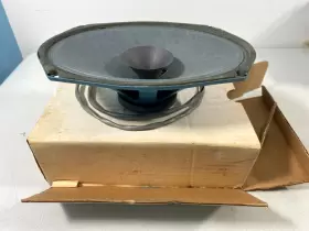 C69FCW UTAH Deluxe Micro Gap Speaker Dual Cone Ax Box Nos #3 C69FCW UTAH Deluxe Micro Gap Speaker Dual Cone Ax Box Nos #3