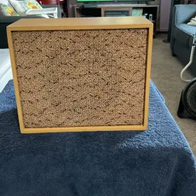 GM8J UTAH Speaker Utone Wood Frame Great