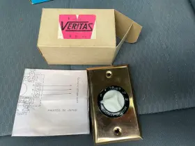 V601 VERITAS Speaker Control Knob Nos