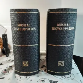 7606038831 VIDEOTON Musical Encyclopaedia Fi Bookcase Hungary