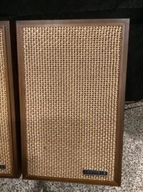 C-9015 ZENITH Speakers Bookshelf #3 C-9015 ZENITH Speakers Bookshelf #3