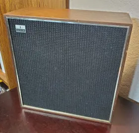 C682W1 ZENITH Bookshelf Speaker